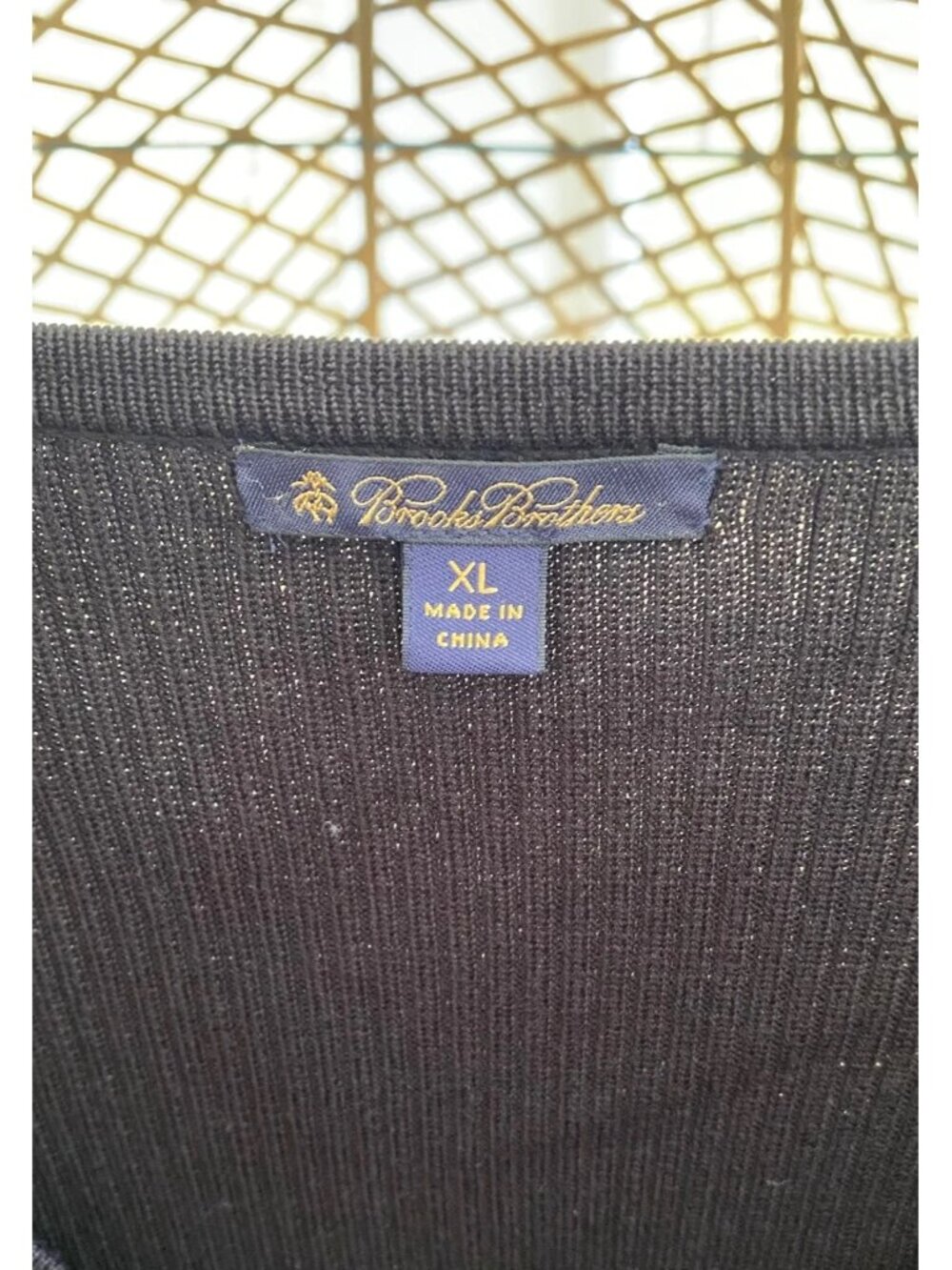 Brooks Brothers Women’s Black Silk Blend V-neck cardigan Sweater Size XL - Picture 5 of 8
